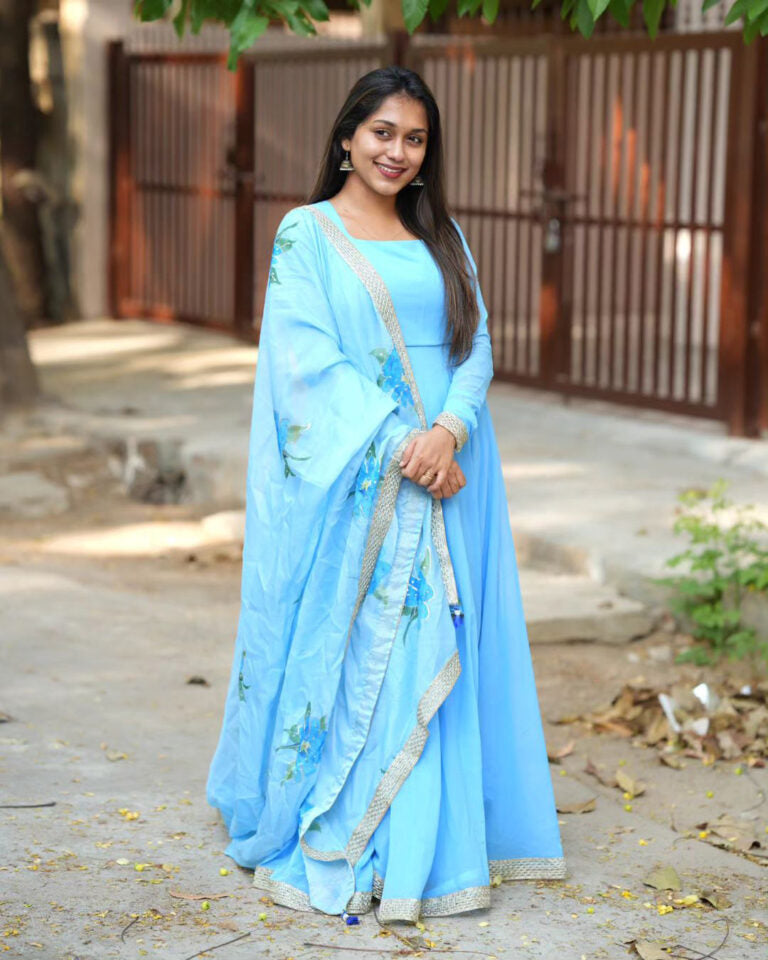 Akshi