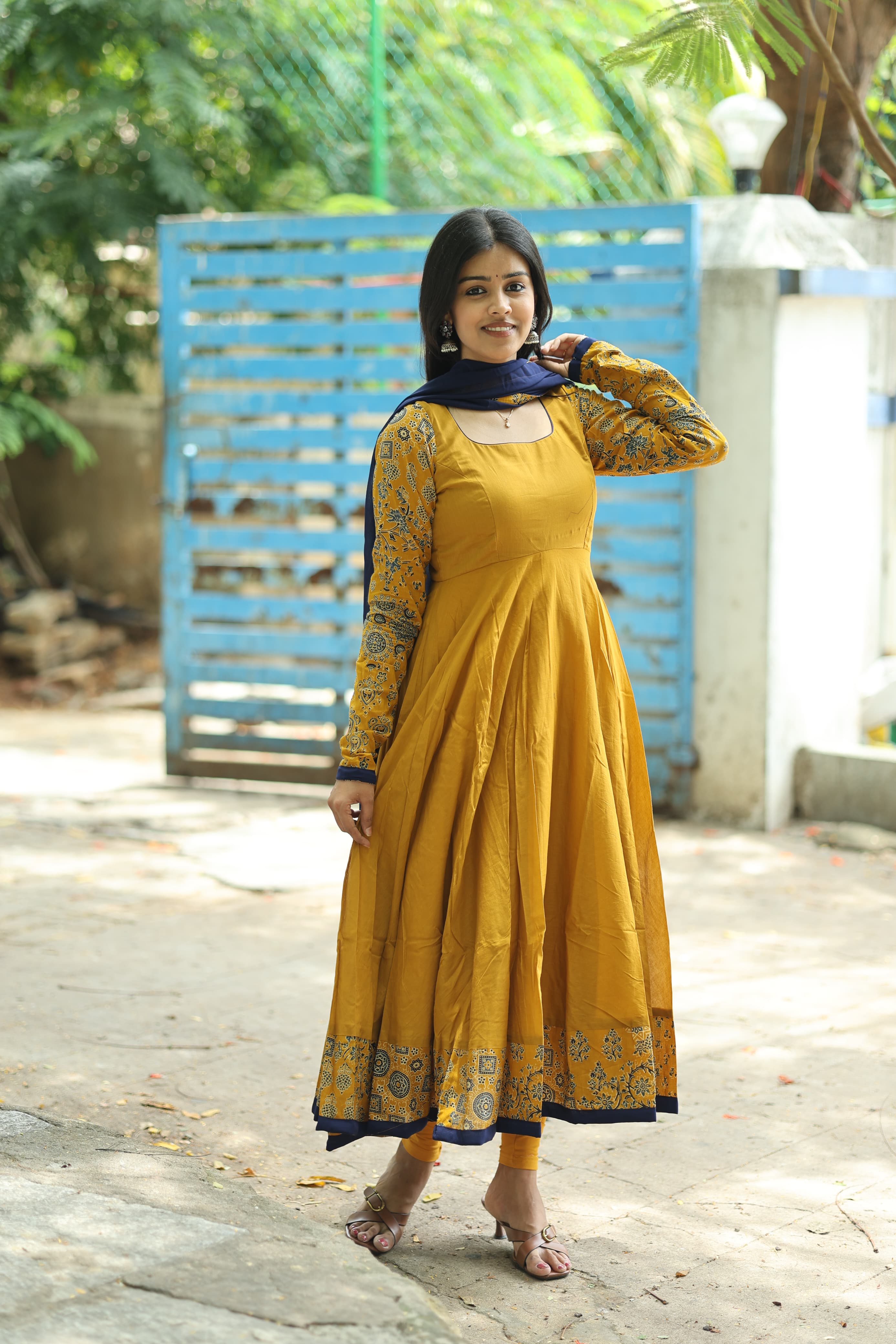 Shanmathi - Pure Handloom Anarkali