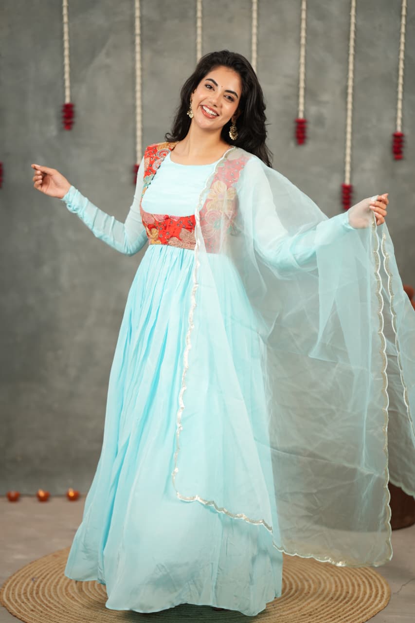 Hanvika - Pure Crape Anarkali