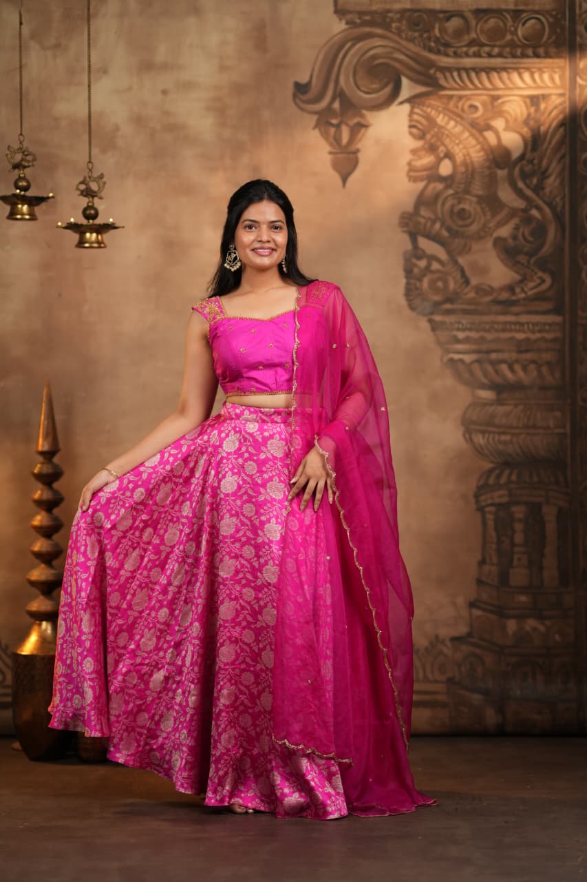 Maaya - Premium Banaras Lehanga