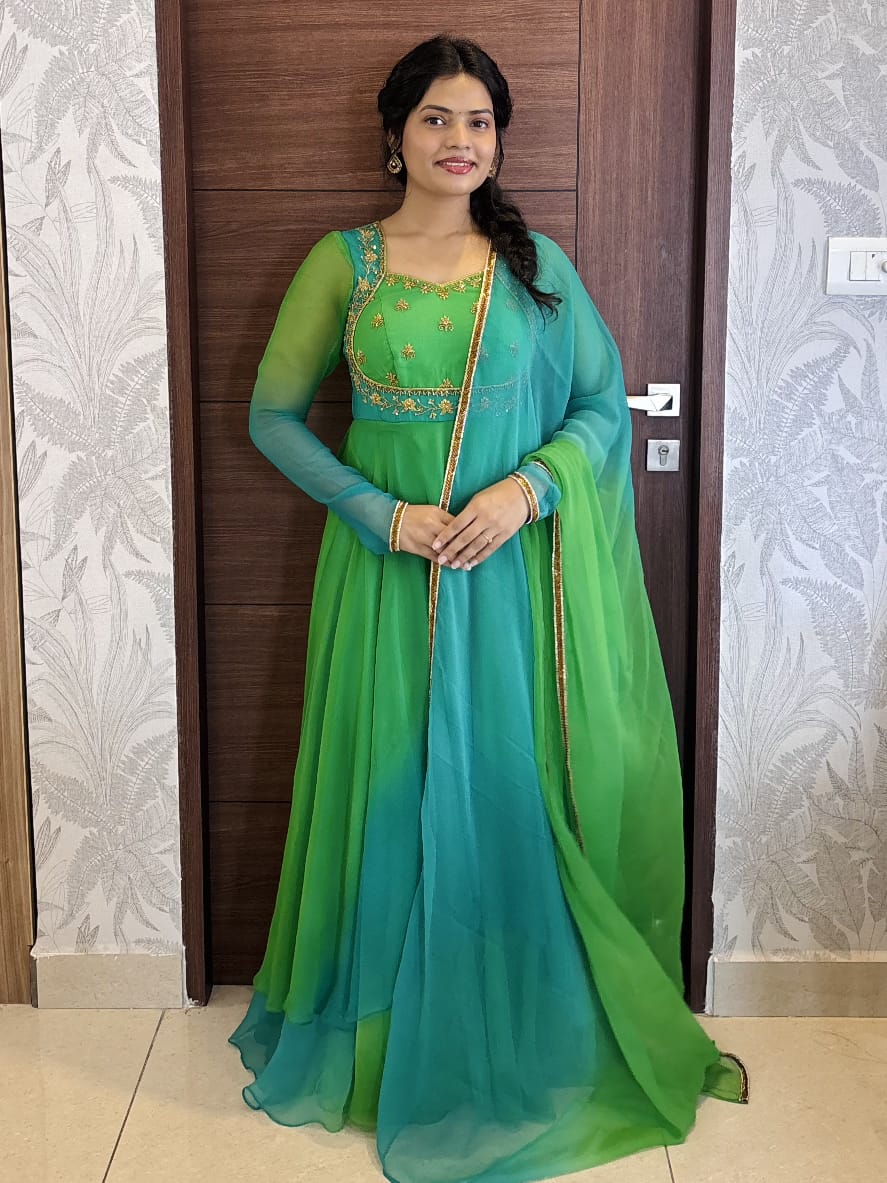 Vaamika Premium Designer Ombre Anarkali