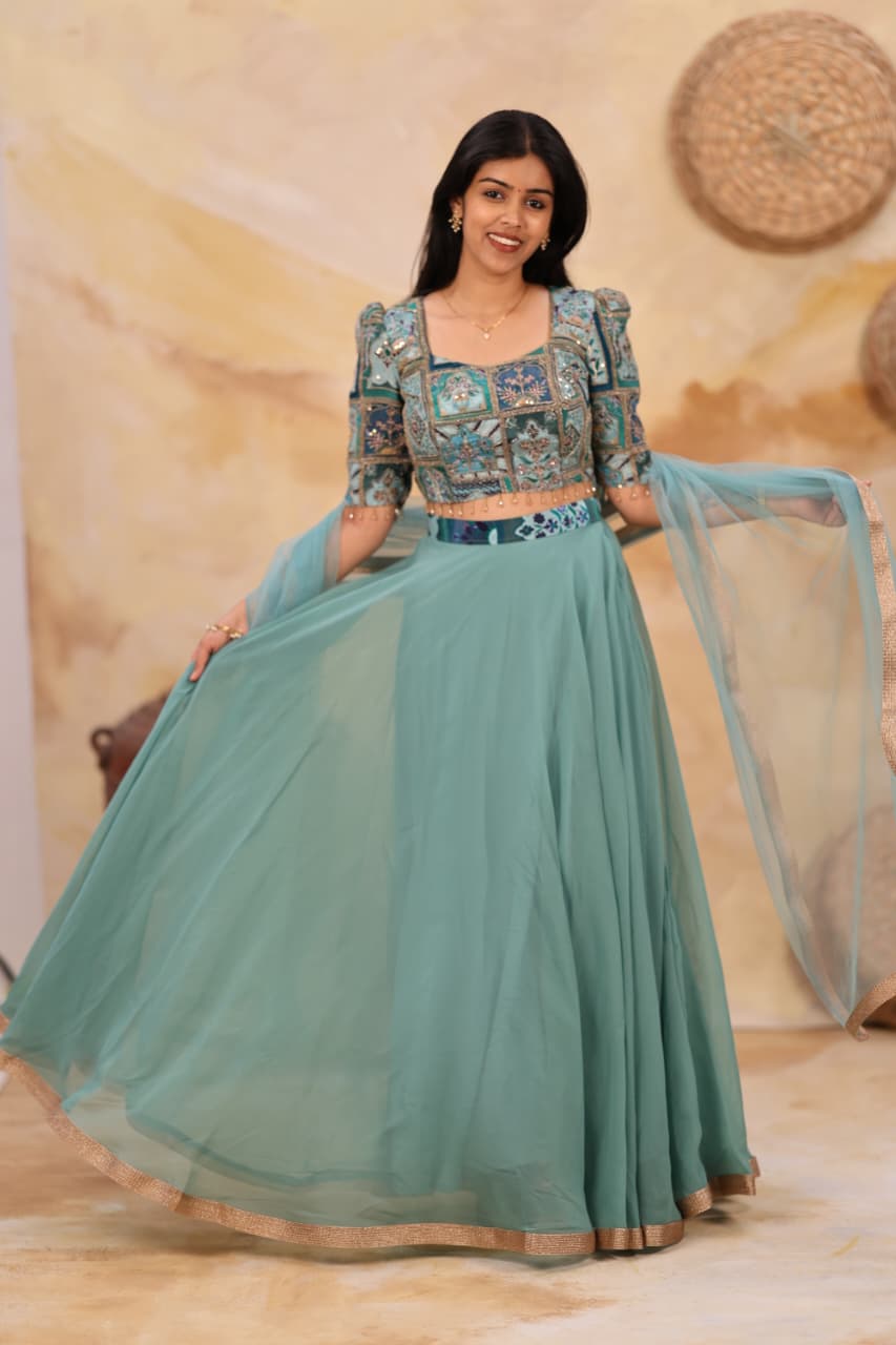 Vainavi - Premium Designer Lehanga