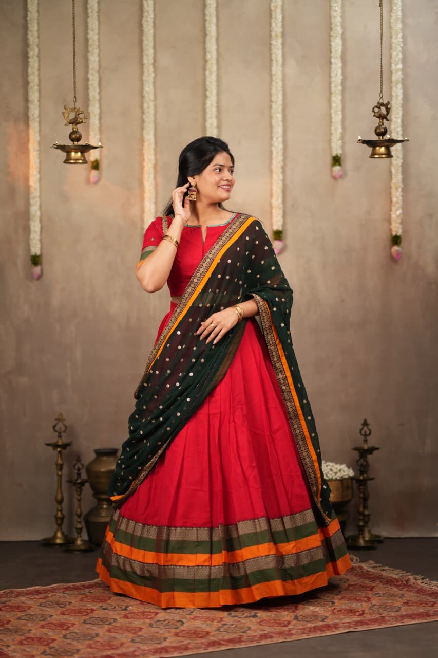 Oviya - Premium Handloom Lehanga