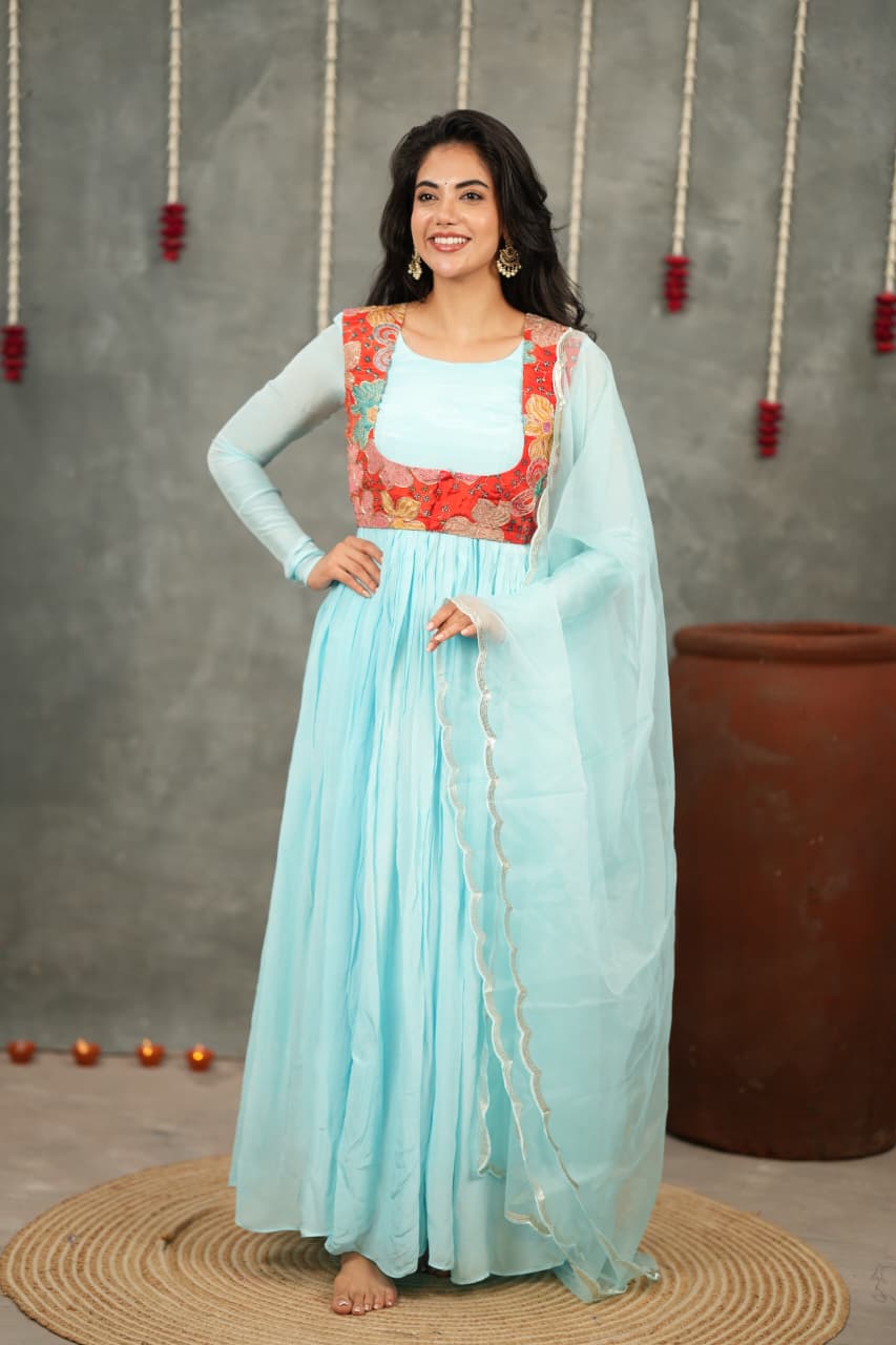 Hanvika - Pure Crape Anarkali