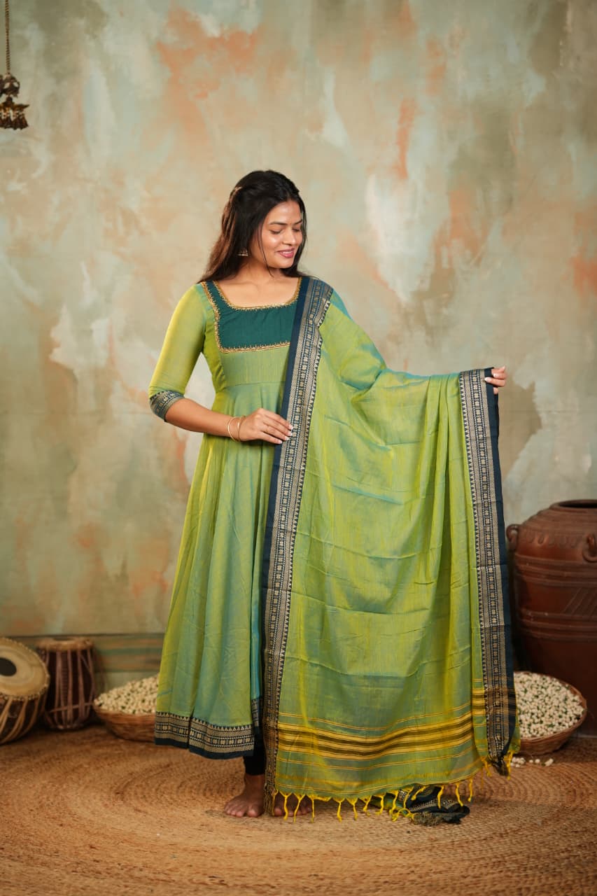 Idhaya - Premium Handloom Collection