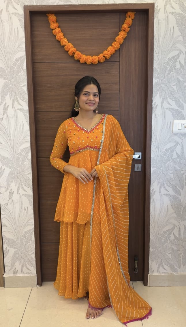 Skanda Georgette Bandhini Set