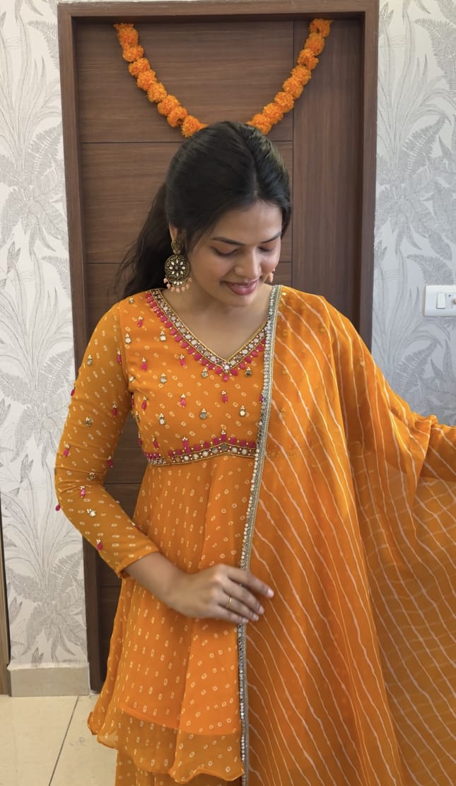 Skanda Georgette Bandhini Set